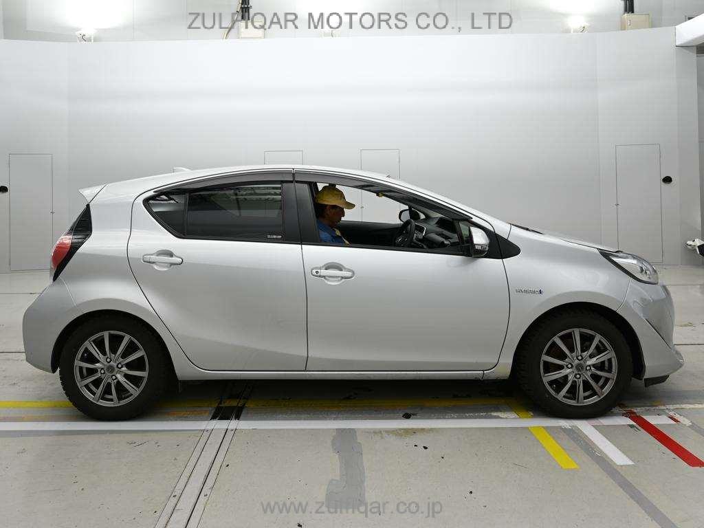 TOYOTA AQUA 2019 Image 3