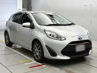 TOYOTA AQUA 2019 Image 5