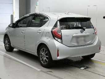 TOYOTA AQUA 2019 Image 6