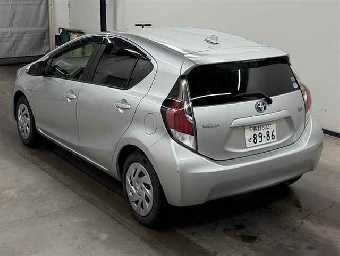 TOYOTA AQUA 2016 Image 3