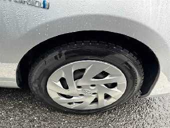 TOYOTA AQUA 2016 Image 9