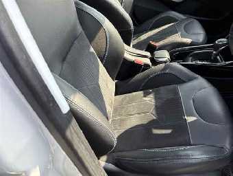 PEUGEOT 2008 2018 Image 7