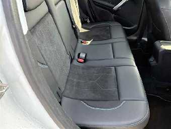 PEUGEOT 2008 2018 Image 8