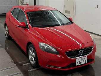 VOLVO V40 2014 Image 2