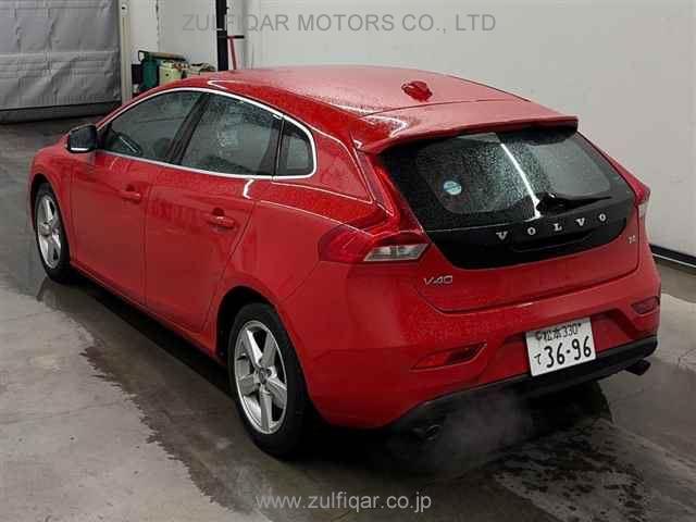 VOLVO V40 2014 Image 3