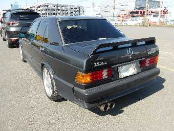 MERCEDES BENZ 190 CLASS 1986 Image 3