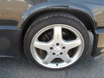 MERCEDES BENZ 190 CLASS 1986 Image 17