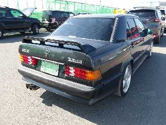 MERCEDES BENZ 190 CLASS 1986 Image 4