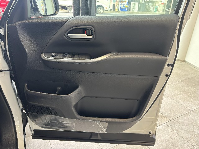 TOYOTA VOXY 2023 Image 26