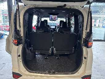 TOYOTA VOXY 2023 Image 25