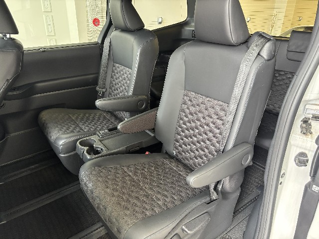 TOYOTA VOXY 2023 Image 38