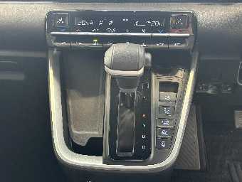 TOYOTA VOXY 2023 Image 48