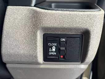 HONDA N-BOX JOY 2025 Image 38