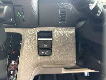 HONDA N-BOX JOY 2025 Image 41