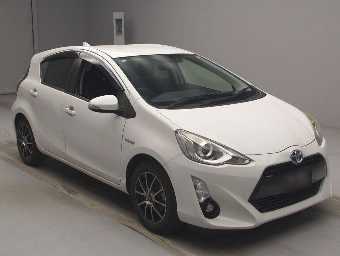 TOYOTA AQUA 2015 Image 3