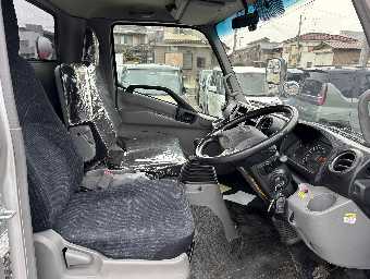 HINO DUTRO 2015 Image 14