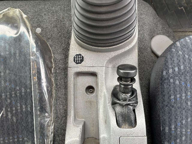 HINO DUTRO 2015 Image 32