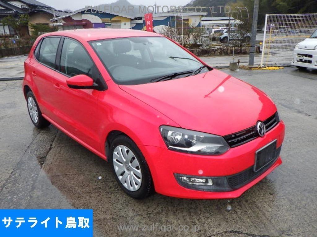 VOLKSWAGEN POLO 2013 Image 1