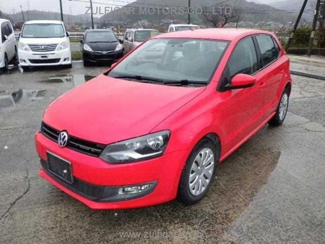 VOLKSWAGEN POLO 2013 Image 4