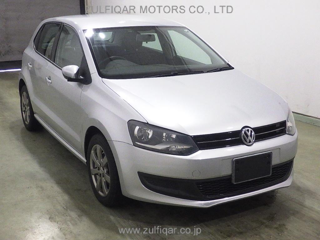 VOLKSWAGEN POLO 2013 Image 1