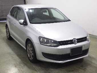 VOLKSWAGEN POLO 2013 Image 1
