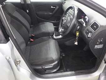 VOLKSWAGEN POLO 2013 Image 6