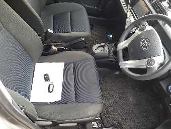 TOYOTA AQUA 2015 Image 8