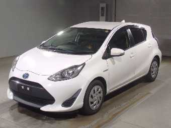 TOYOTA AQUA 2018 Image 1