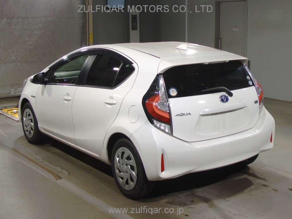 TOYOTA AQUA 2018 Image 4