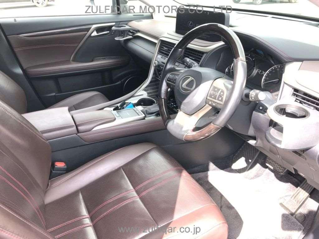 LEXUS RX 2022 Image 5