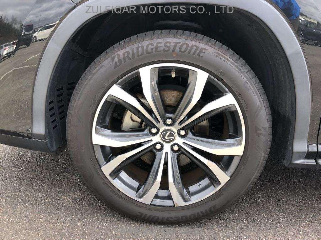 LEXUS RX 2022 Image 8