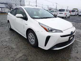 TOYOTA PRIUS 2019 Image 6