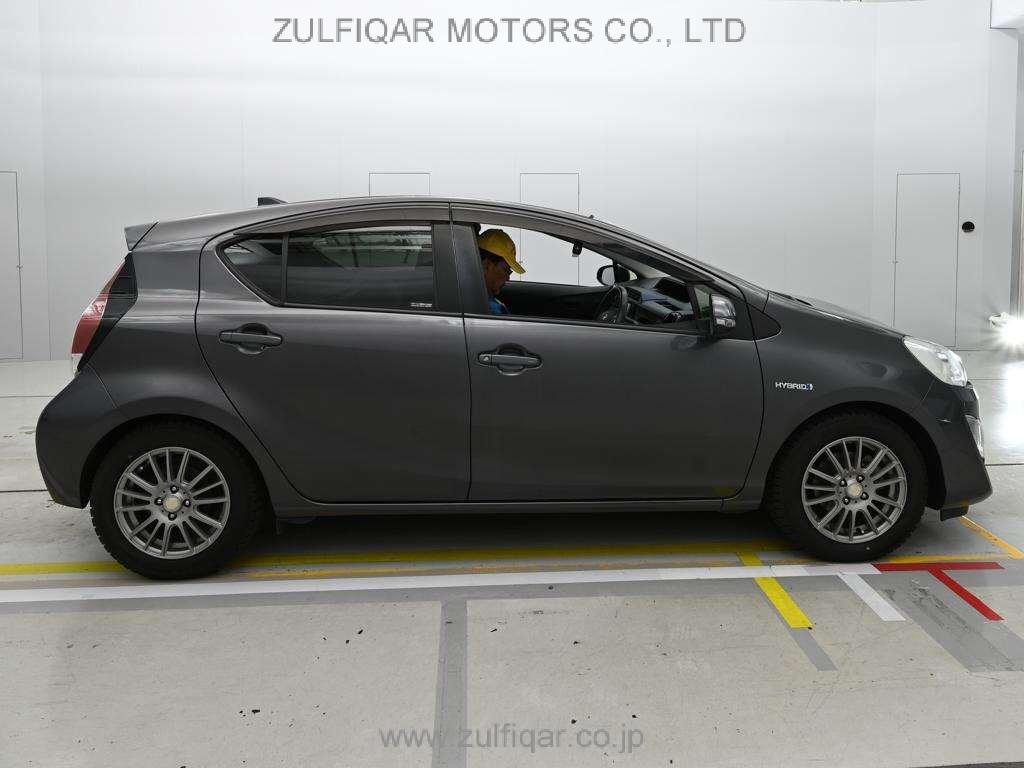 TOYOTA AQUA 2015 Image 3