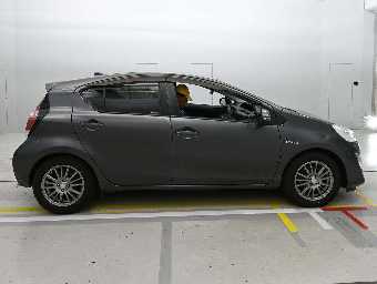 TOYOTA AQUA 2015 Image 3