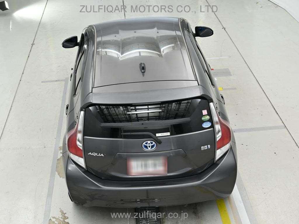 TOYOTA AQUA 2015 Image 8