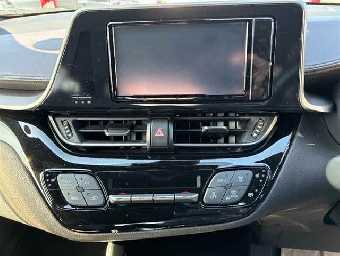 TOYOTA C-HR 2018 Image 6