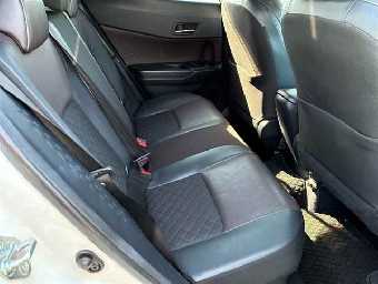 TOYOTA C-HR 2018 Image 8