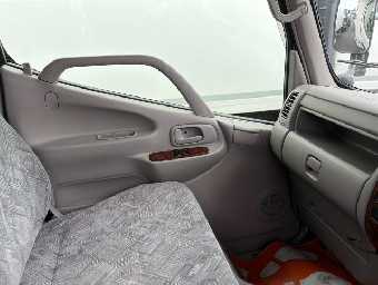 TOYOTA CAMROAD 2013 Image 13