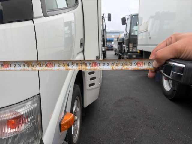 TOYOTA CAMROAD 2013 Image 51