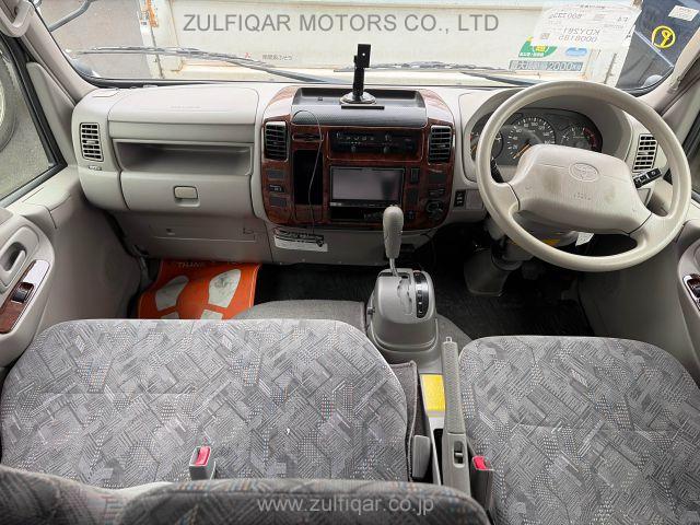 TOYOTA CAMROAD 2013 Image 7