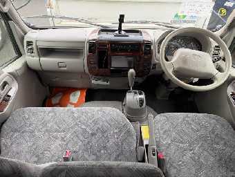 TOYOTA CAMROAD 2013 Image 7