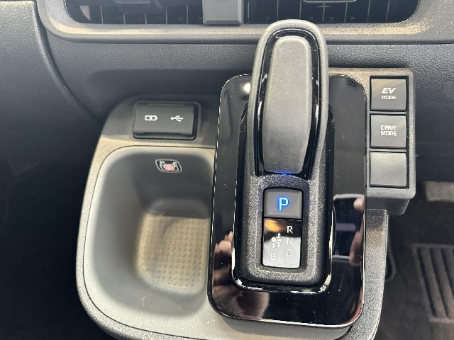 TOYOTA SIENTA 2024 Image 41