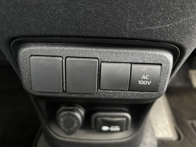 TOYOTA SIENTA 2024 Image 42