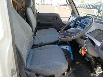 TOYOTA TOYOACE 1999 Image 5