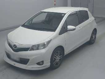 TOYOTA VITZ 2013 Image 1