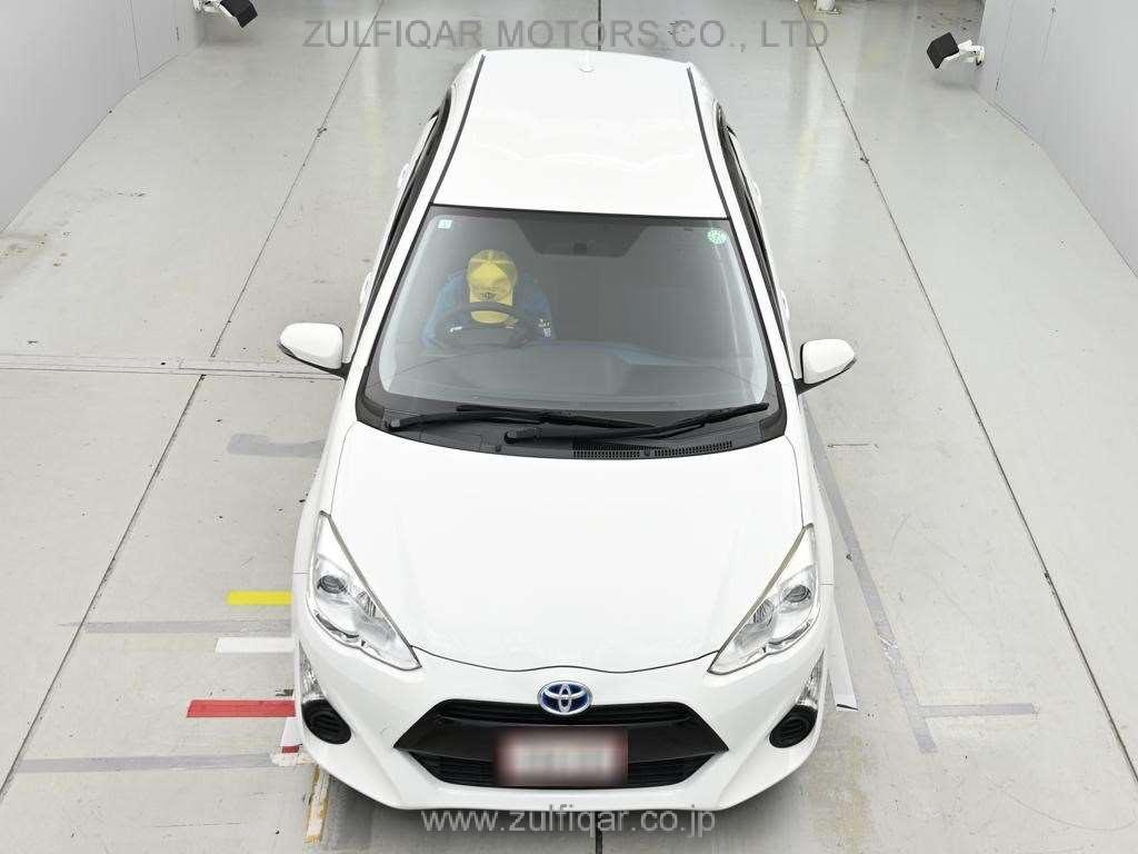 TOYOTA AQUA 2015 Image 7