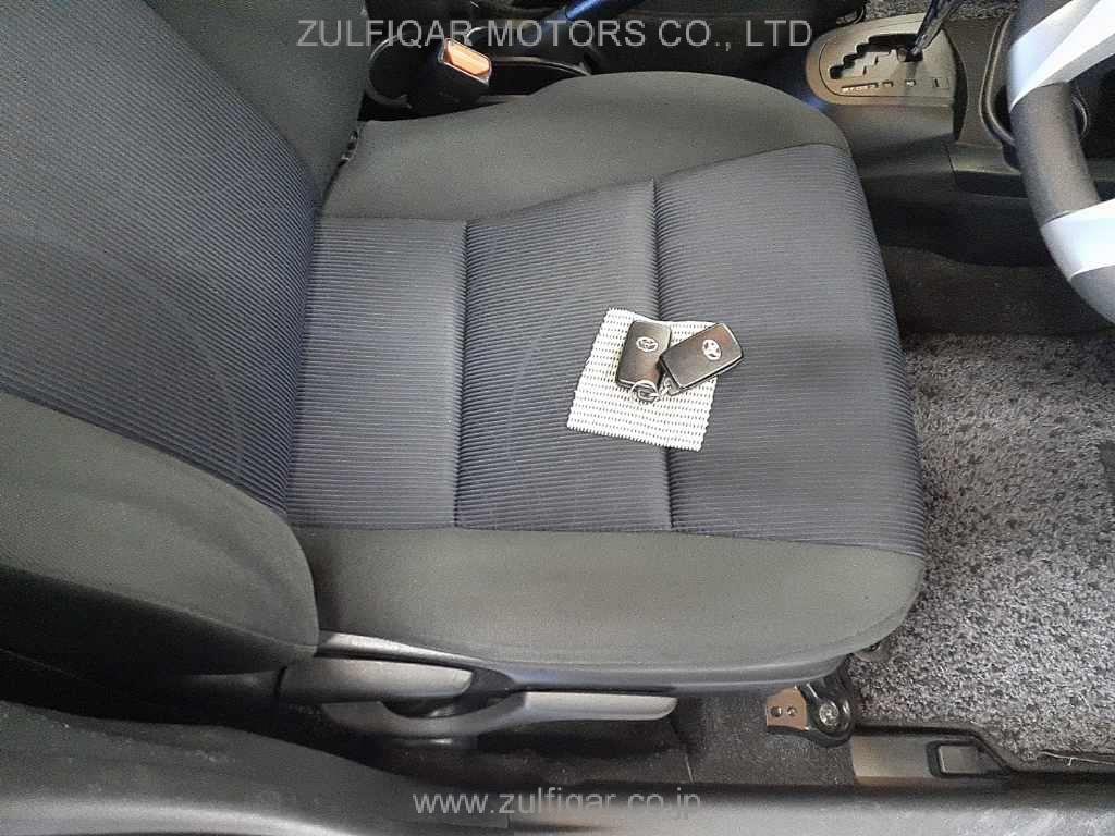 TOYOTA AQUA 2015 Image 10
