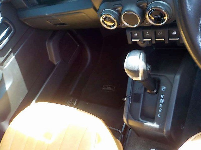 SUZUKI JIMNY SIERRA 2021 Image 25