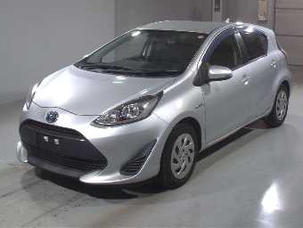 TOYOTA AQUA 2019 Image 1