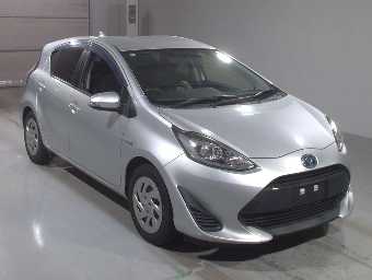TOYOTA AQUA 2019 Image 3